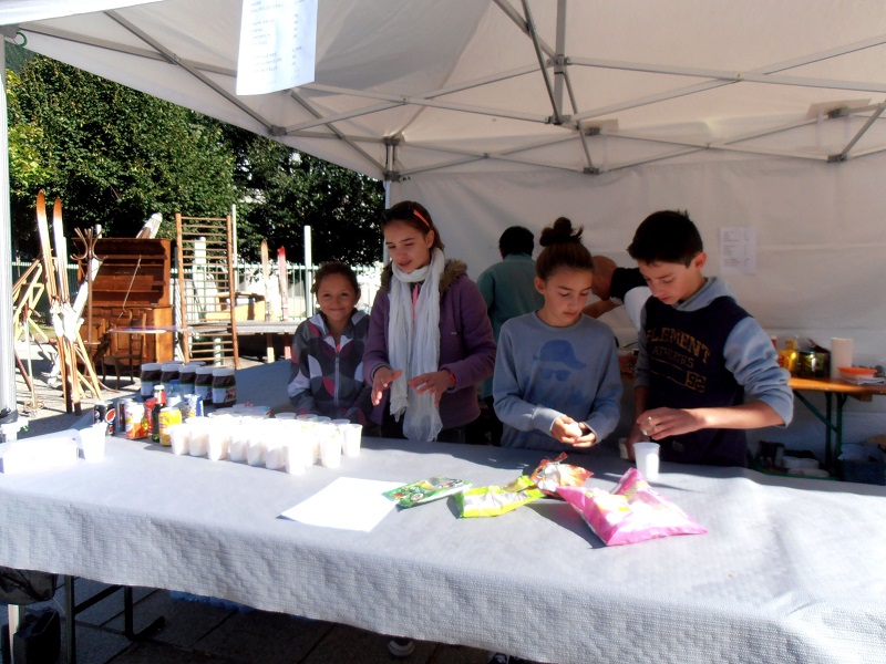 Photo du vide grenier du 6 septembre 2015