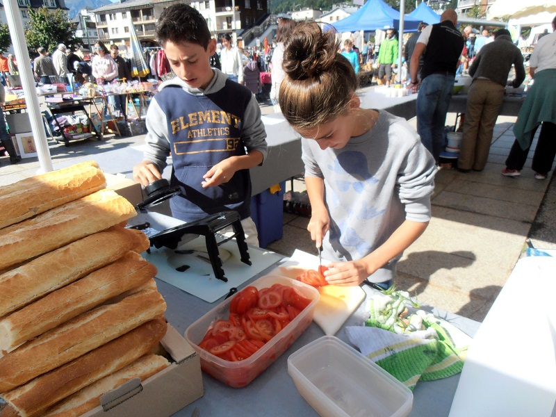 Photo du vide grenier du 6 septembre 2015